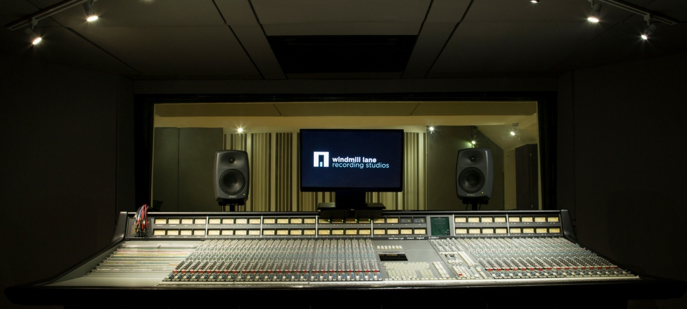 ssl 400 g+ mixing desk audio engineering studio equipment 